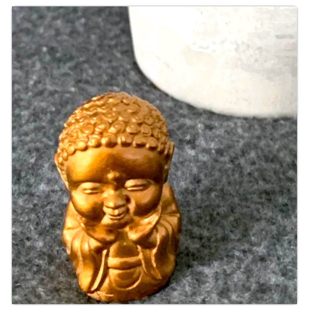 Pocket Buddha “Happiness” Gold miniature figurine